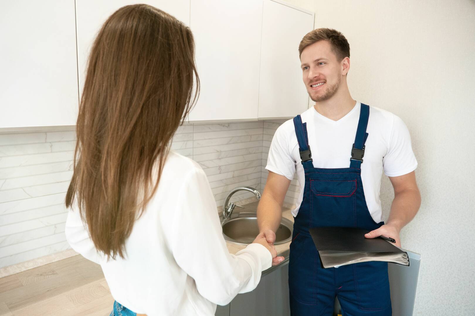 Call Mission Plumbing Heating  Air Conditioning Co Inc For Plumbing Installation Contractors In Alamo Heights TX